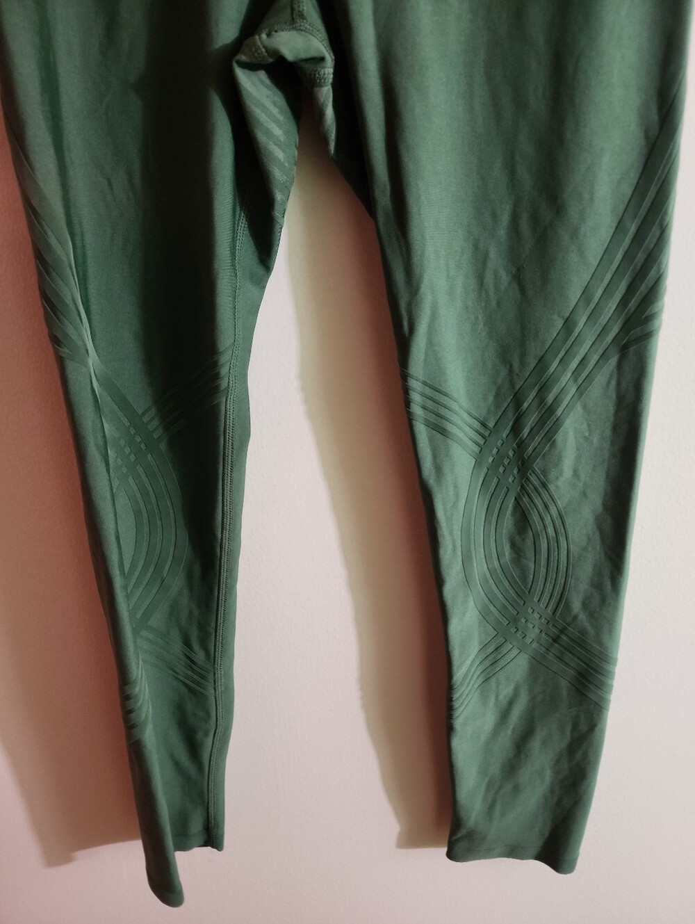Fanka Body Sculpt Reversable Leggings- Color Green - Picture 3 of 8